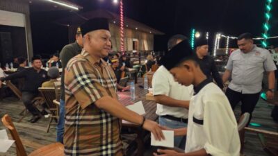 Selain Buka Puasa Bersama, Presiden Harum Lestari Berikan Santunan kepada 100 Santri