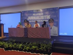 Era Digital Menyapa Desa, Bulukumba Bekali Aparat dengan Jurnalistik dan SID