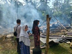Dua Rumah Panggung di Kajang Hangus Terbakar, Diduga Akibat Korsleting Listrik