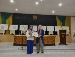 Gunakan Bahasa Inggris, Kadisparpora Bulukumba Puji Kolaborasi Riset Arsitektur Vernakular Tana Beru-Bira Bersama Kampus Australia