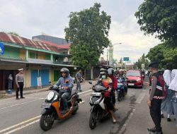 Pastikan Kamseltibcarlantas, Polres Bulukumba Aktif Laksanakan Pengaturan Lalu Lintas Pagi