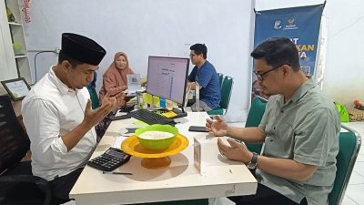 Wabup Bulukumba Andi Edi Manaf Bayar Zakat di BAZNAS, Ini Pesan Pentingnya untuk Warga!