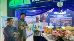Ketua TP PKK Andi Herfida Kunjungan Kafilah dan Stand Pameran Bulukumba pada MTQ tingkat Sulsel di Maros