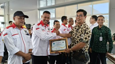 Kades se Sulsel Deklarasi Desa Bersinar di Gedung Pinisi Bulukumba