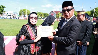Andi Utta Pimpin Upacara Hardiknas 2026,Tegaskan Komitmen Pendidikan Bermutu untuk Semua