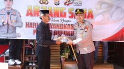 Sambut Hari Bhayangkara ke-80, Kapolres Bulukumba Gelar Anjangsana ke Rumah Purnawirawan Polri
